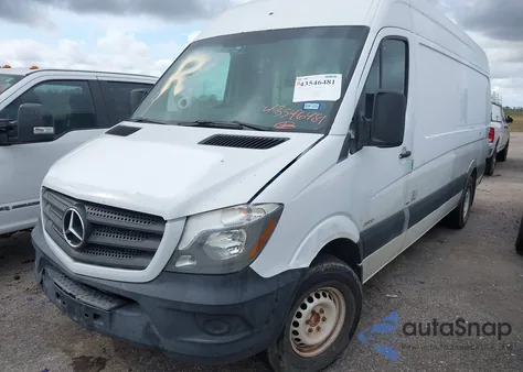 2014 Mercedes-Benz Sprinter 2500 High Roof from USA, damaged, VIN WD3PE8DEXE5820997